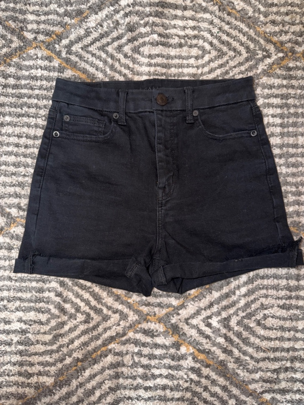 American Eagle Curvy Hi Rise Shortie Sz 4 Black Denim Shorts - Picture 3 of 6